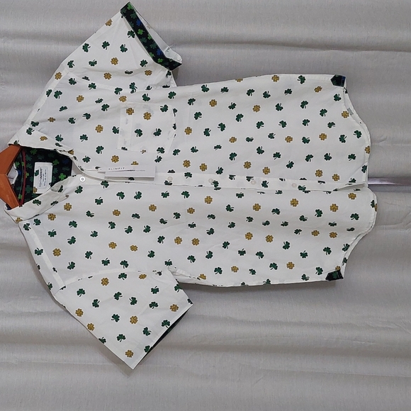 NWT!!! Eighth Ave XL Shamrock Buttom Up - Picture 1 of 4